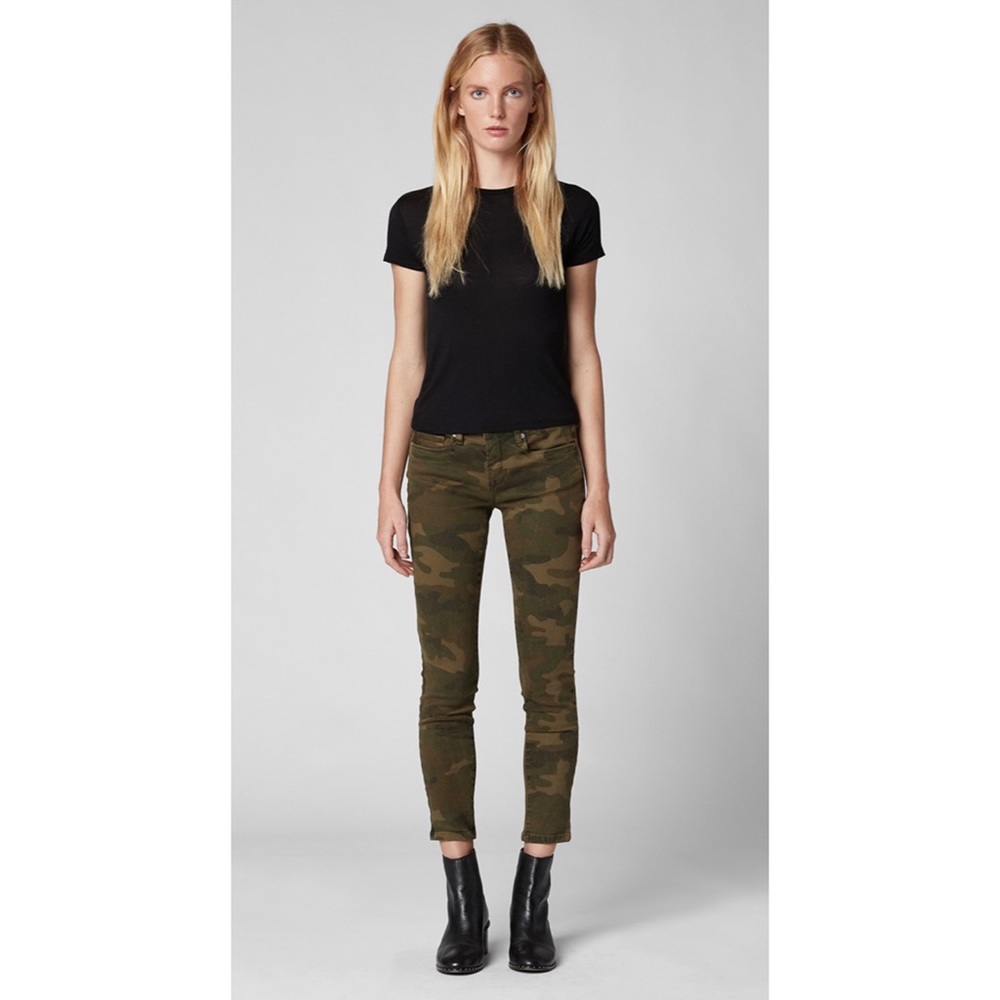 NWT Blank NYC Camouflage Crop Jeans Size 26